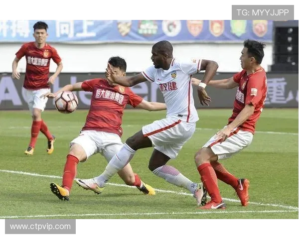 中超焦点战权健迎战泰达两队争夺关键三分激烈对决即将上演